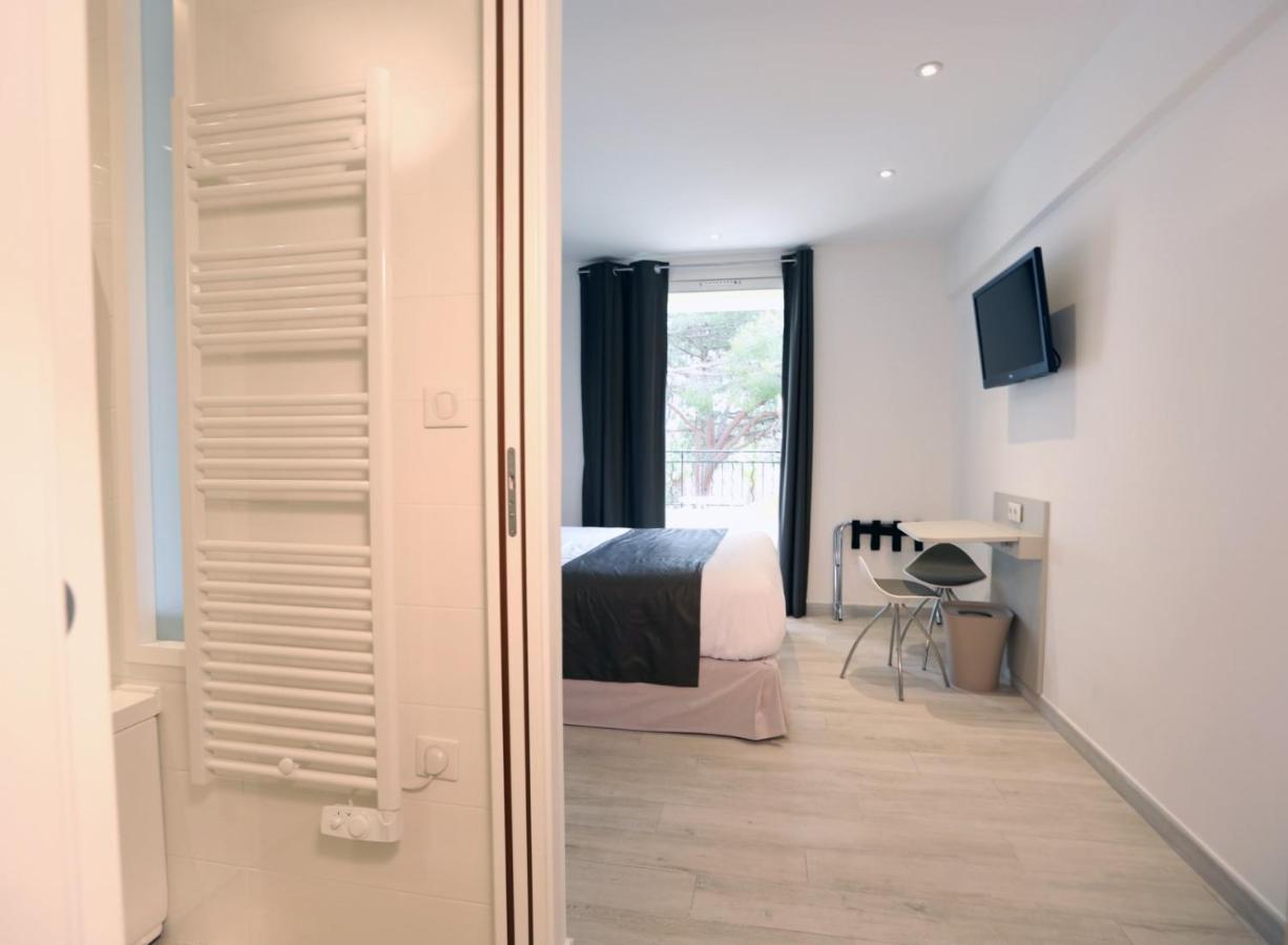Hôtel de la Plage - HDLP Bormes-les-Mimosas Exterior foto